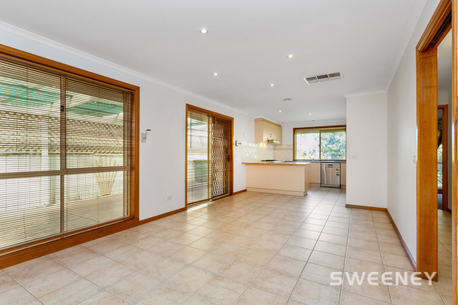 5 Harrison Court, Altona Meadows - Thumbnail 7