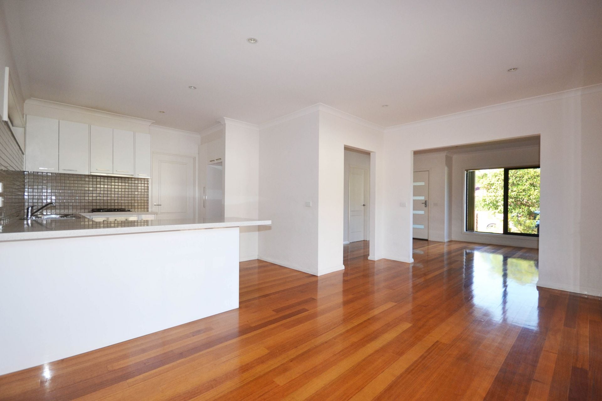 PERFECTLY PROPORTIONED & IMPRESSIVE THROUGHOUT
