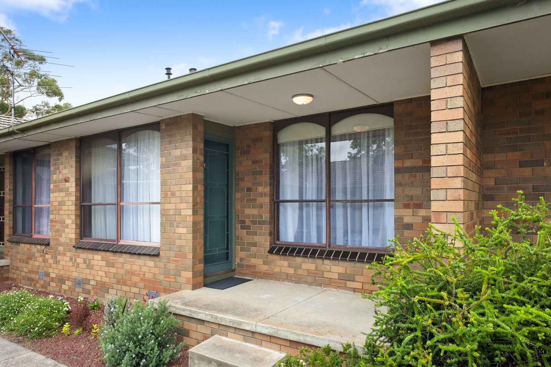3/21-23 Longley Street, Alfredton, Alfredton - Thumbnail 3