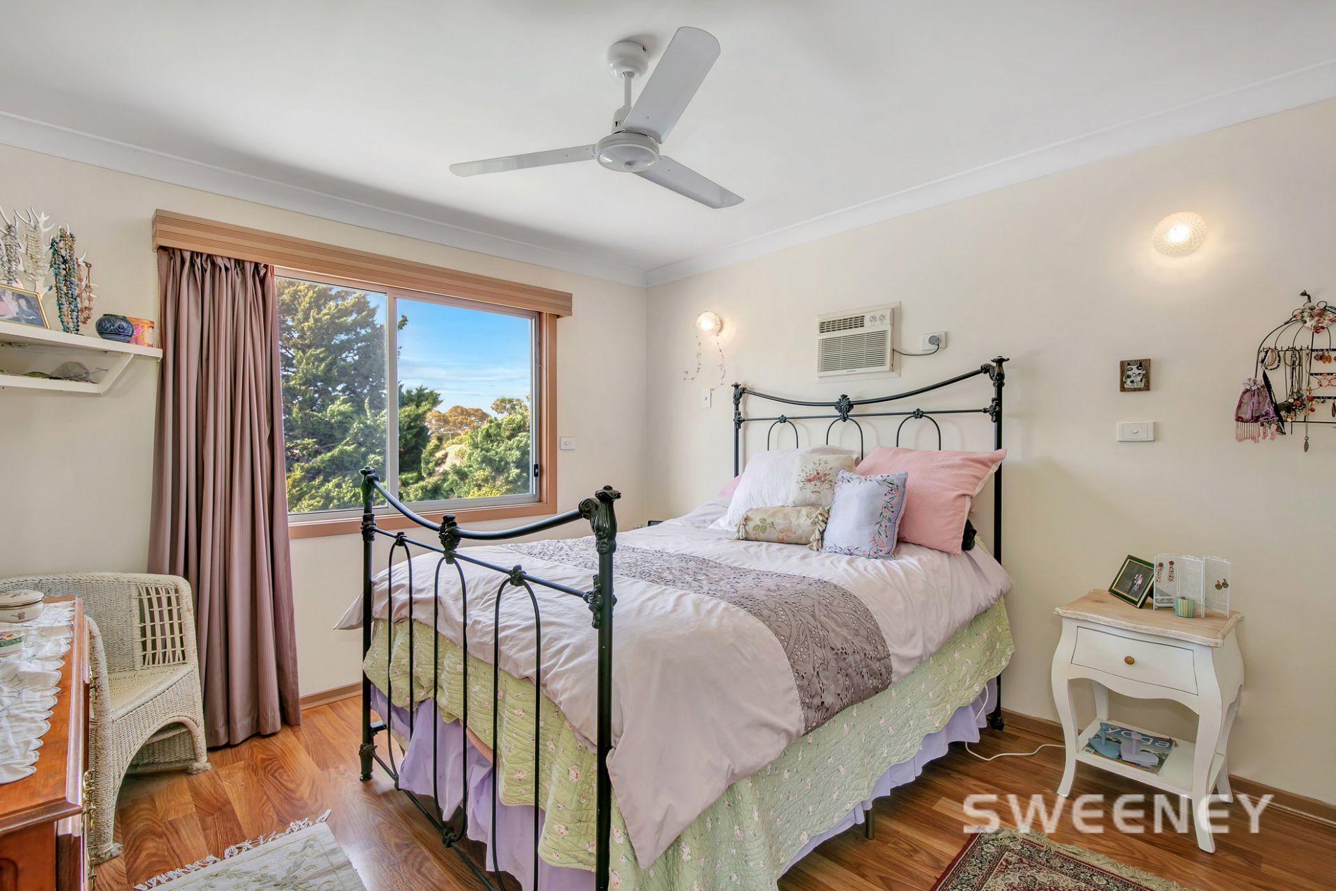 31 Linden Street, Altona Meadows - Thumbnail 8