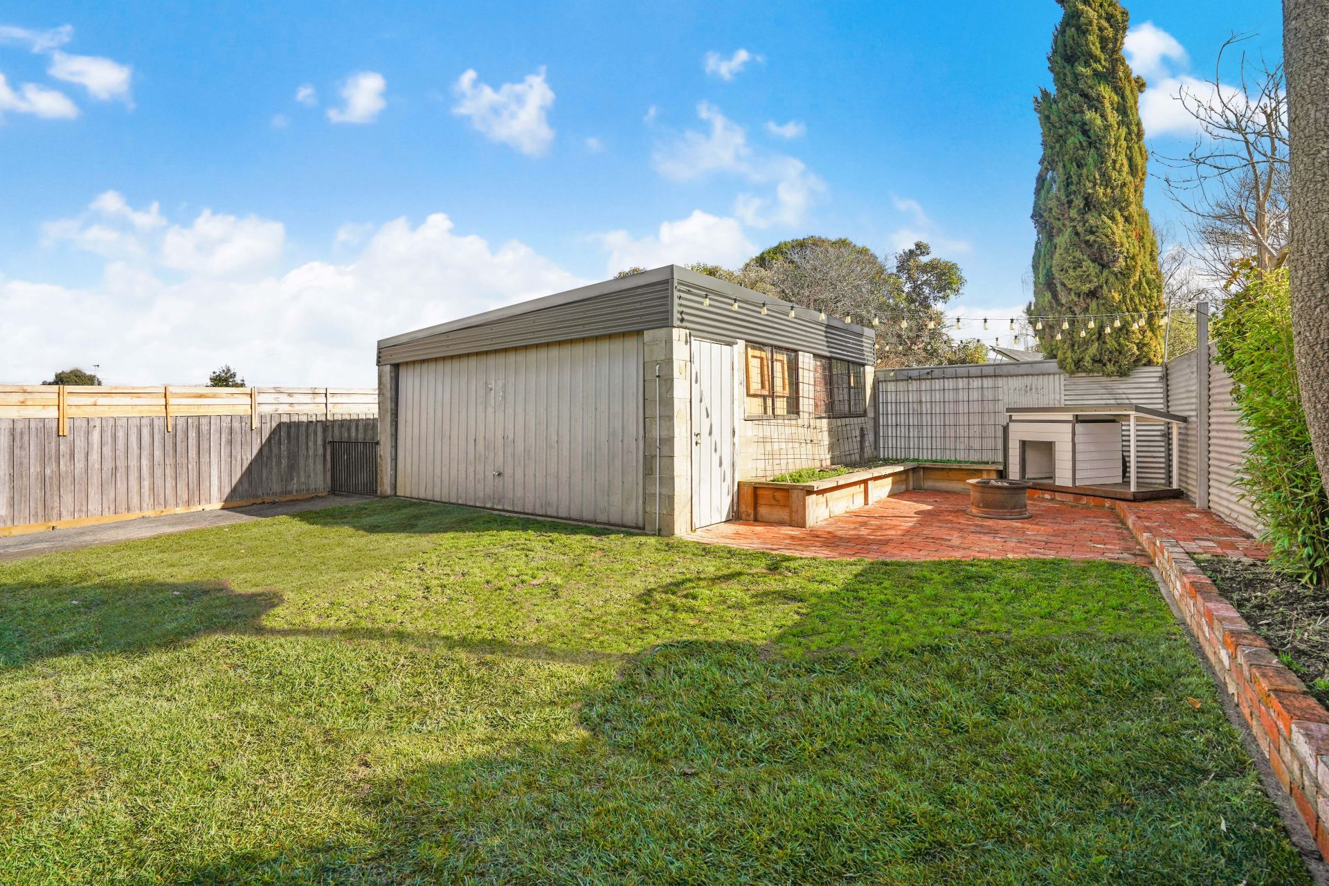 104 Yarrowee  Parade, Redan, Redan - Thumbnail 2