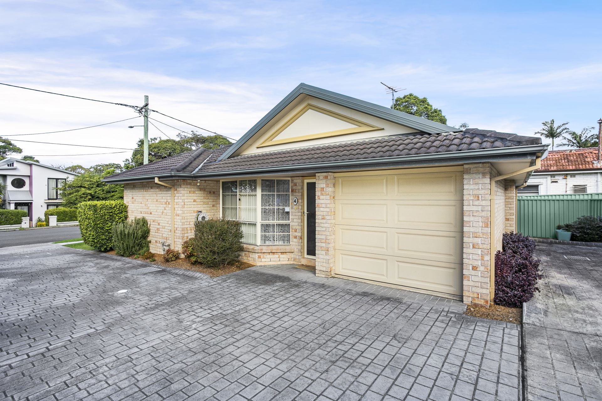 4/2-4 Gordon Street Caringbah NSW, Caringbah - Thumbnail 2