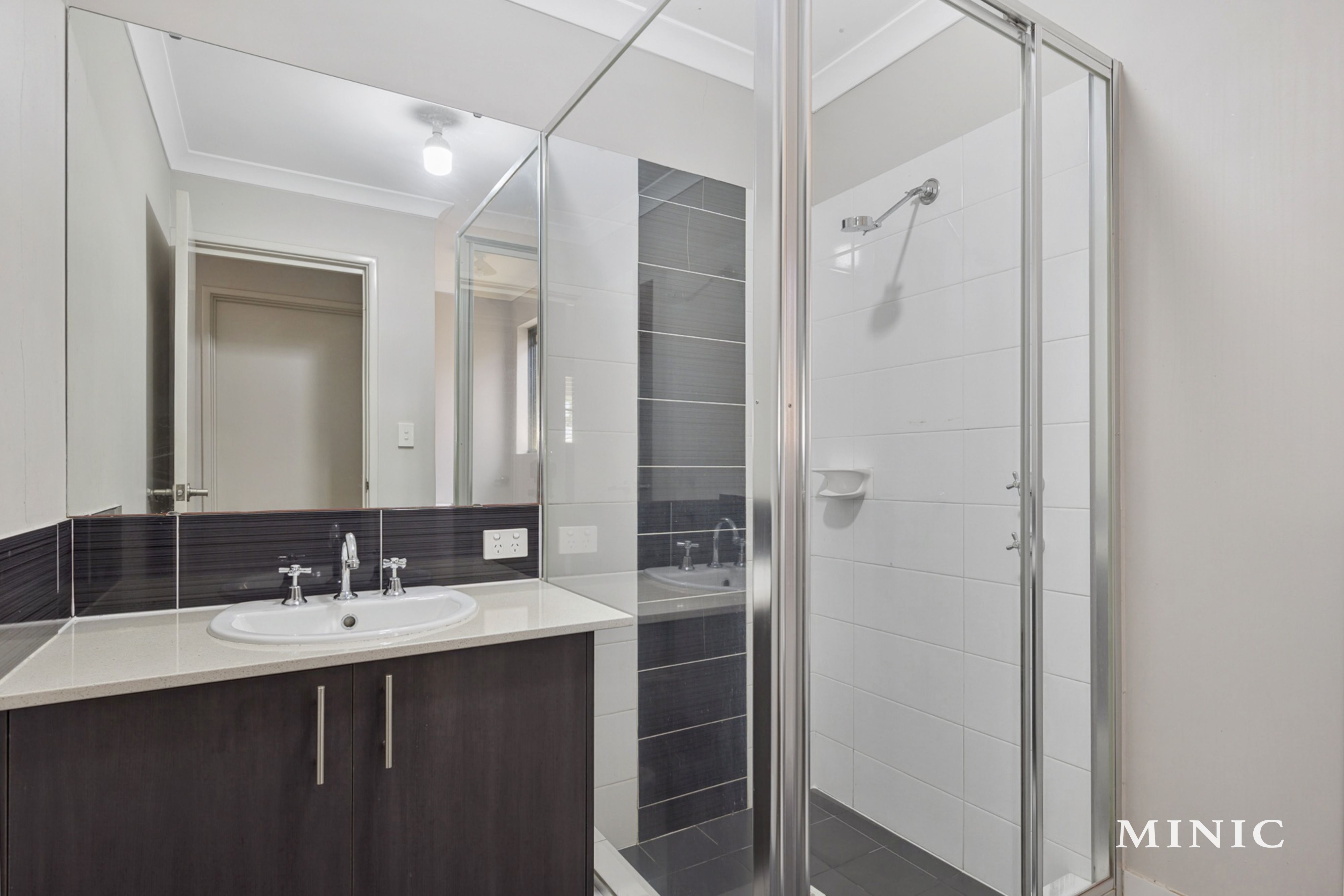 Real Estate For Sale 21 Strathclyde Circuit Champion Lakes , WA