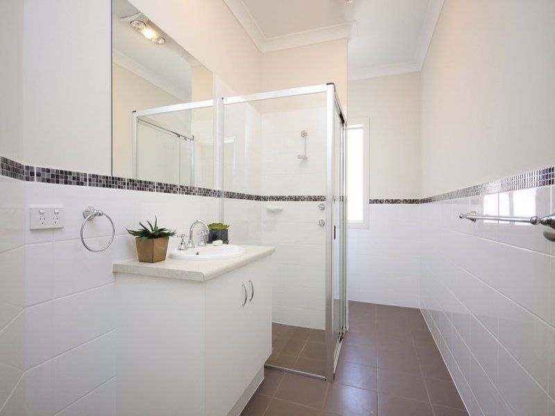 1A St Clements Street Blair Athol 5084