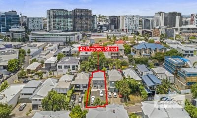 HIGH GRADE REFURBISHED OFFICE WITH 6 CAR PARKS!