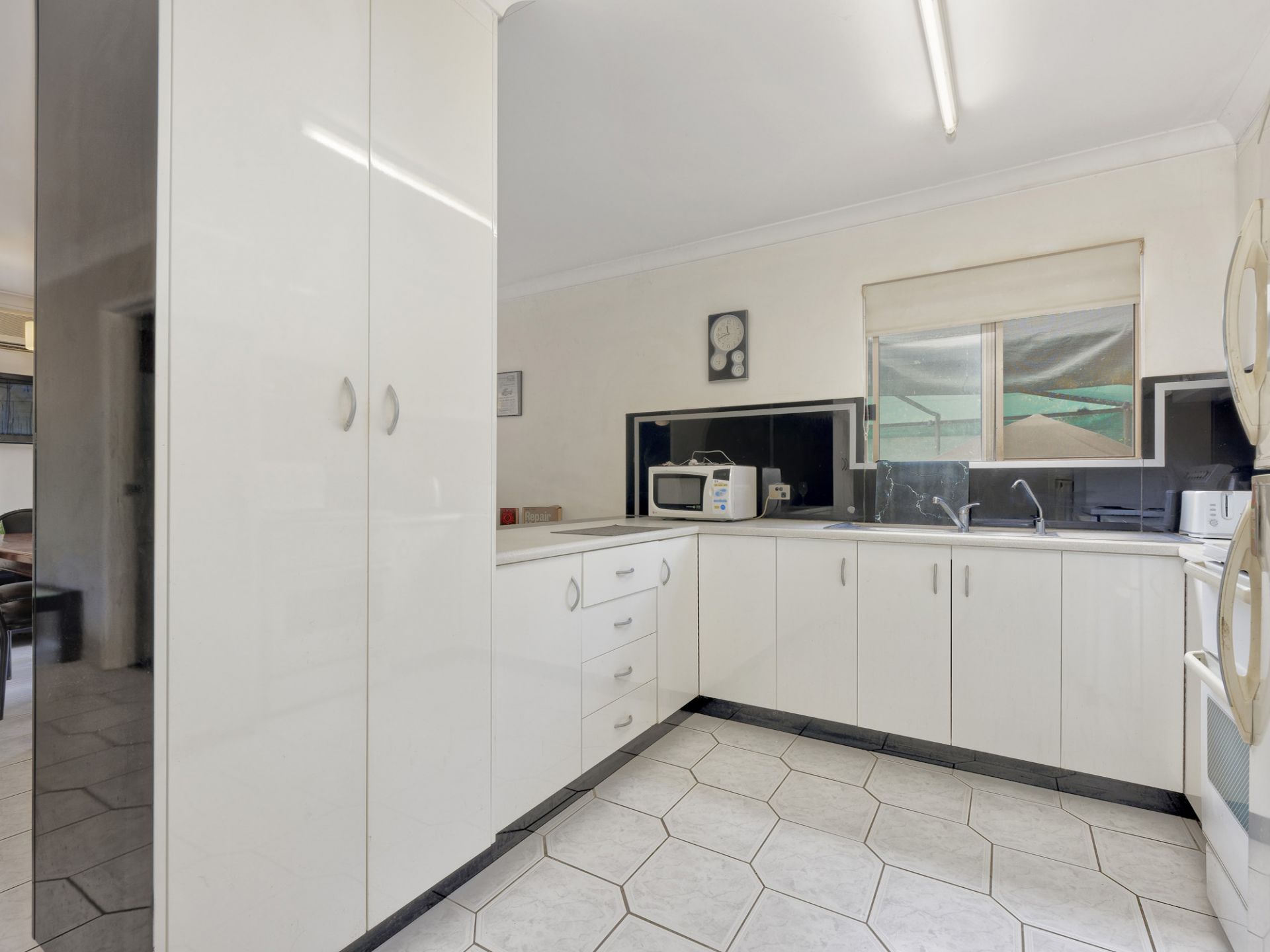 10 Premier Terrace, SOUTH BINGERA Four Walls Realty