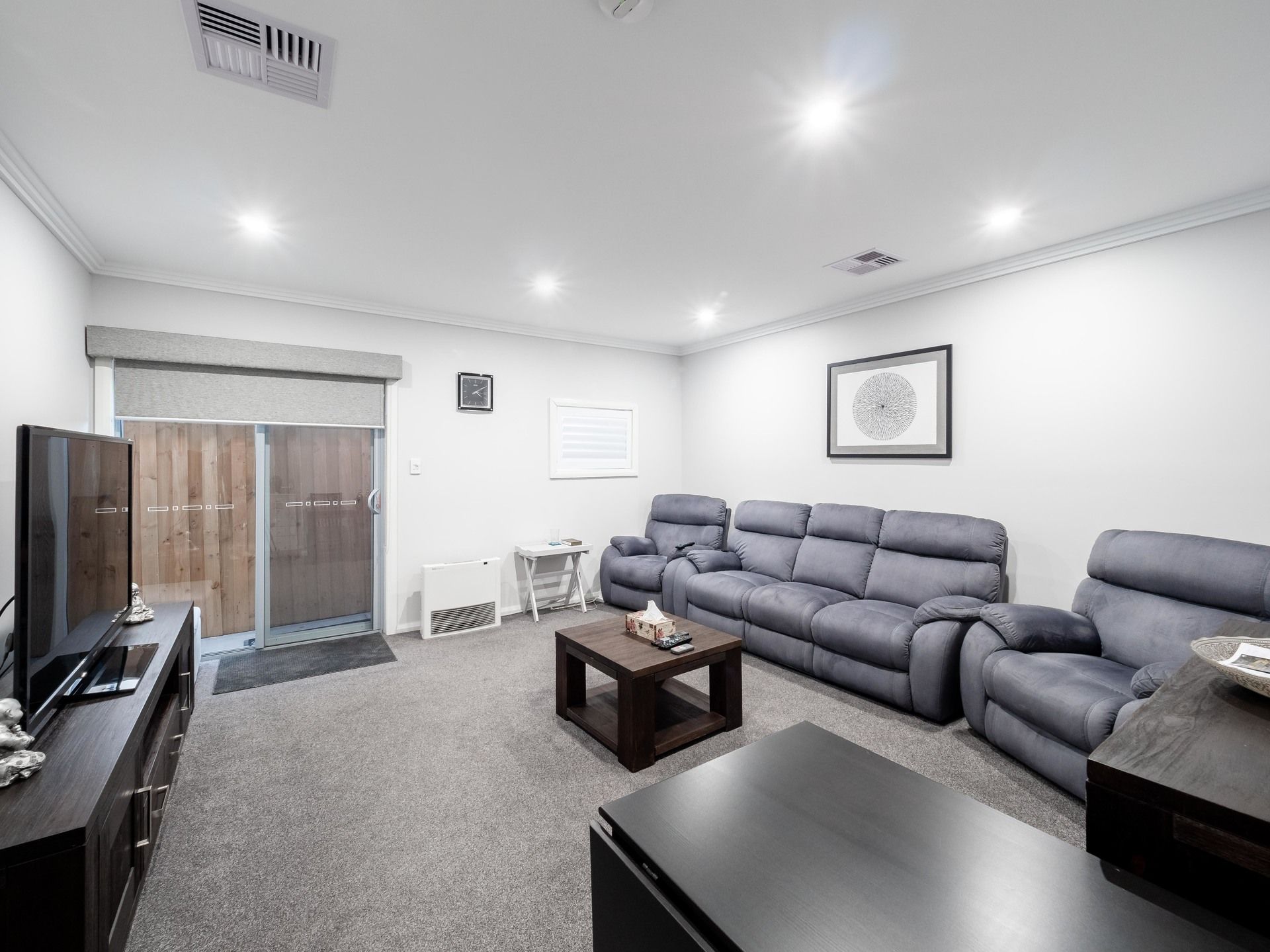 Colebee 57 Sebastian Crescent