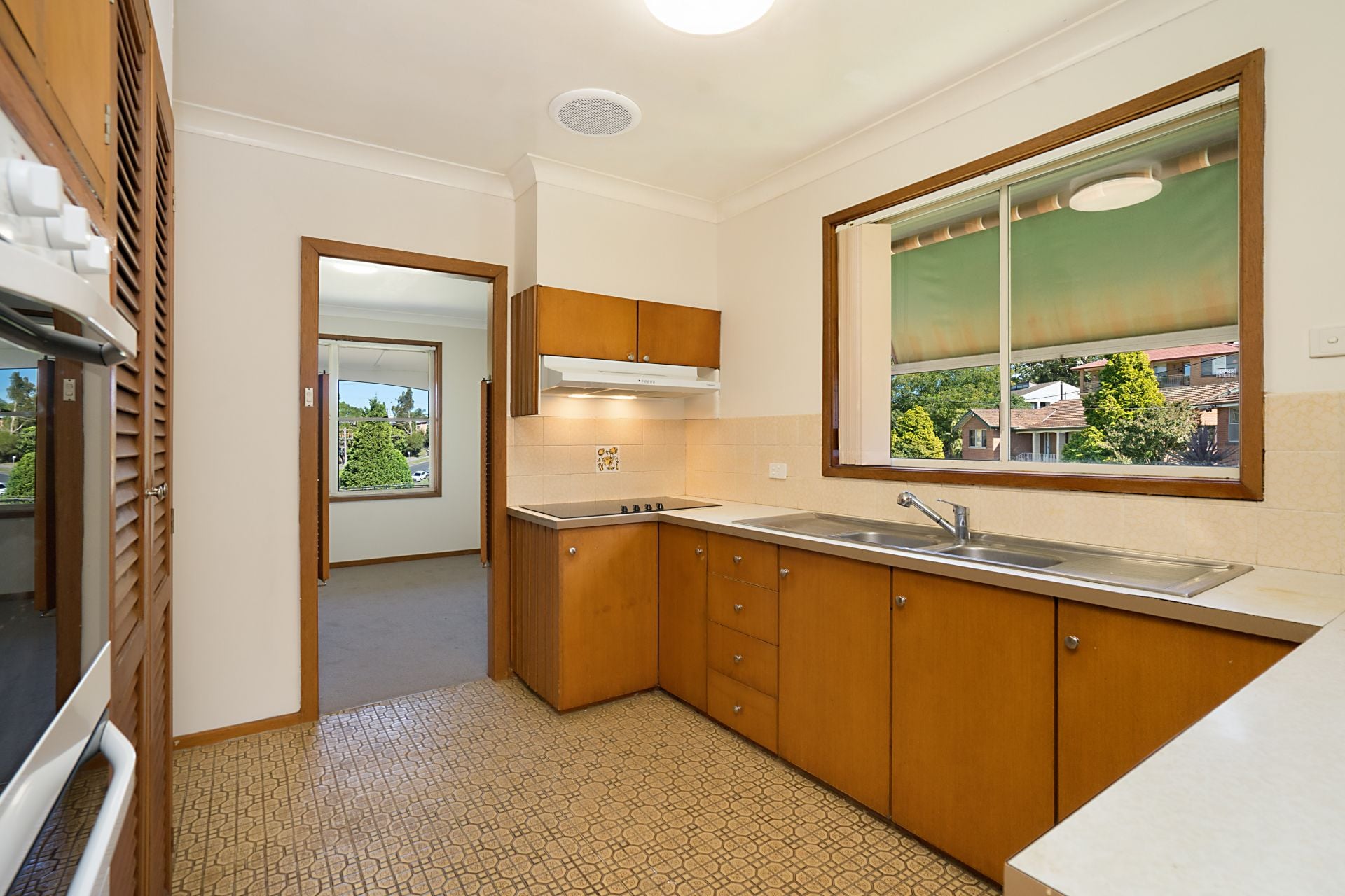 2 Chelston Close Charlestown NSW, Charlestown - Thumbnail 5