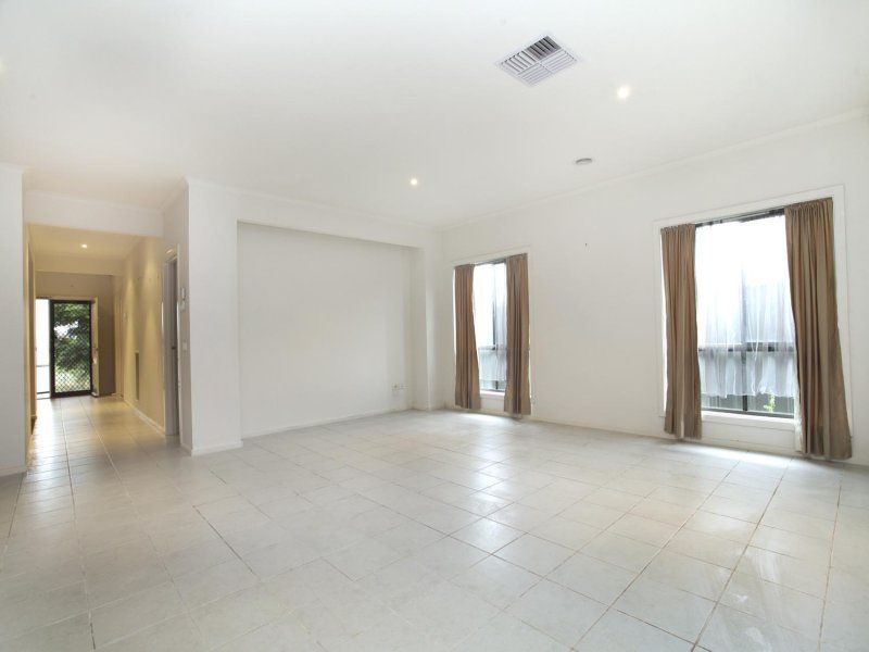 40 Olsen Retreat, Caroline Springs - Thumbnail 5