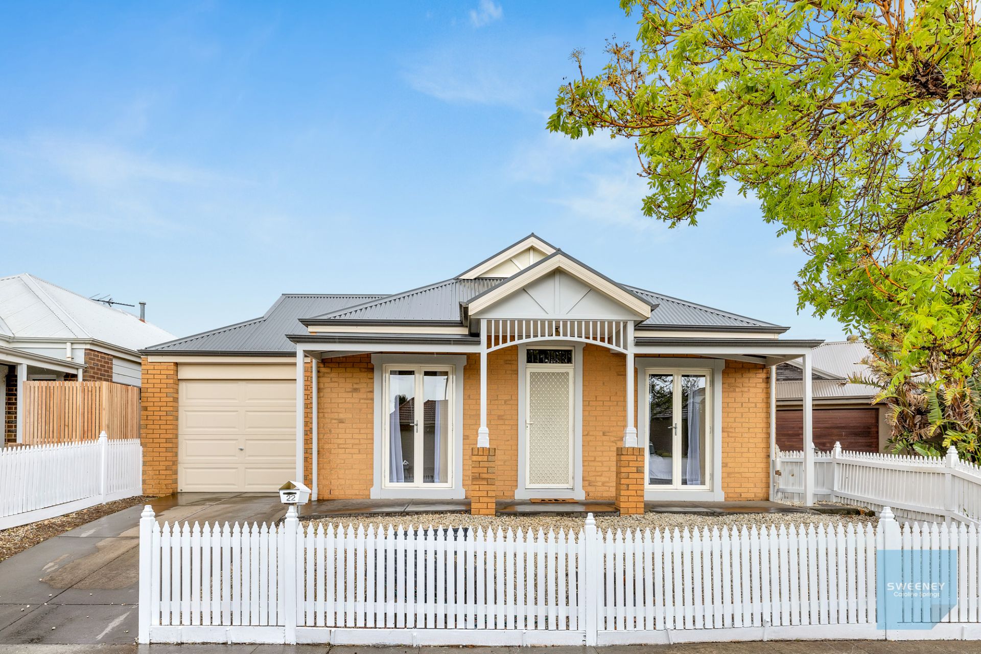 22 Mount Way, Caroline Springs - Thumbnail 2