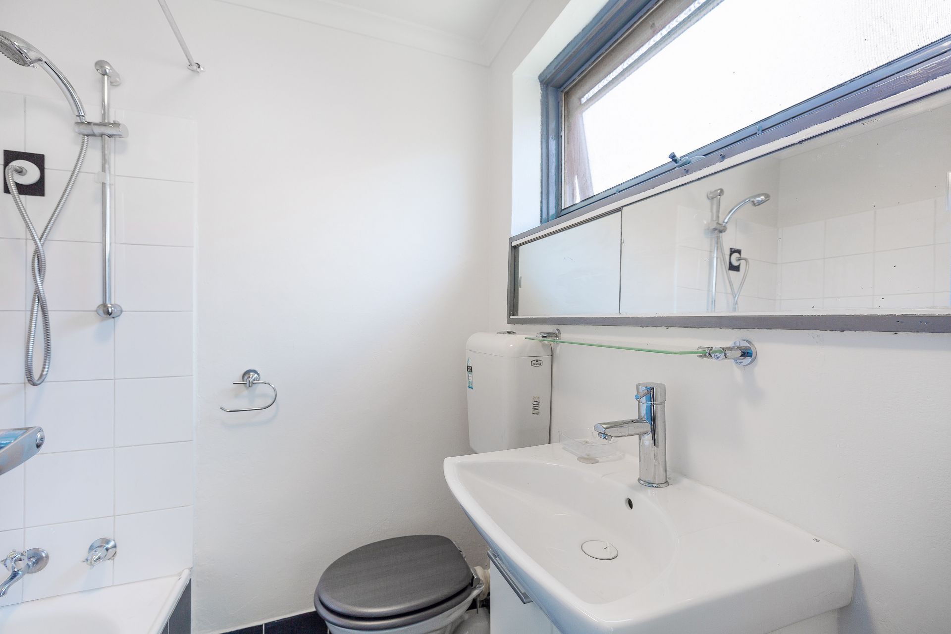 3/1 Hatfield Court, West Footscray - Thumbnail 4