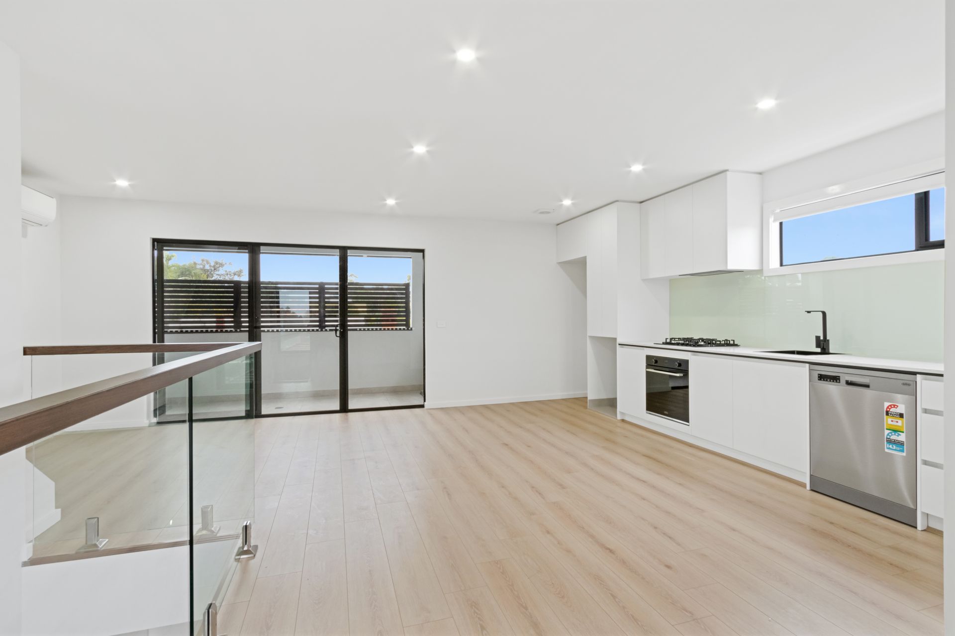 Brand New Luxury 2-Bedroom Apartment in Vibrant Northcote