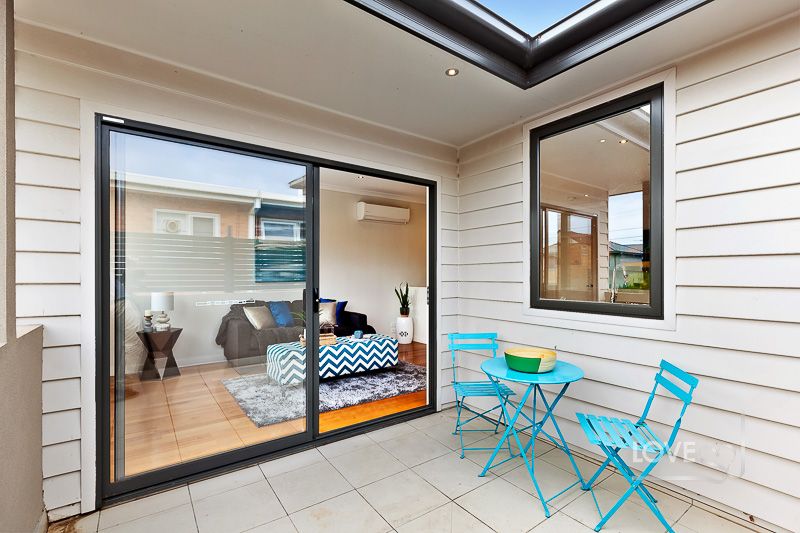 MODERN THREE BEDROOM TOWNHOUSE