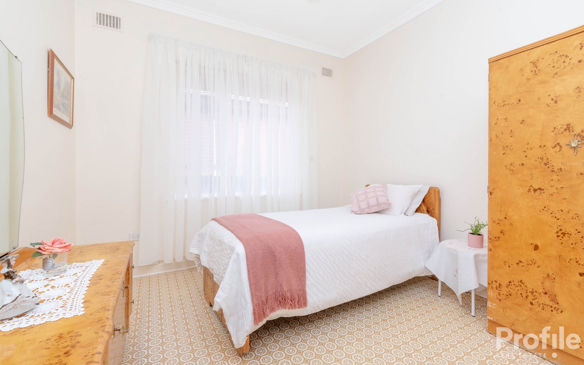 Real Estate For Sale 7 Teak Street Campbelltown , SA