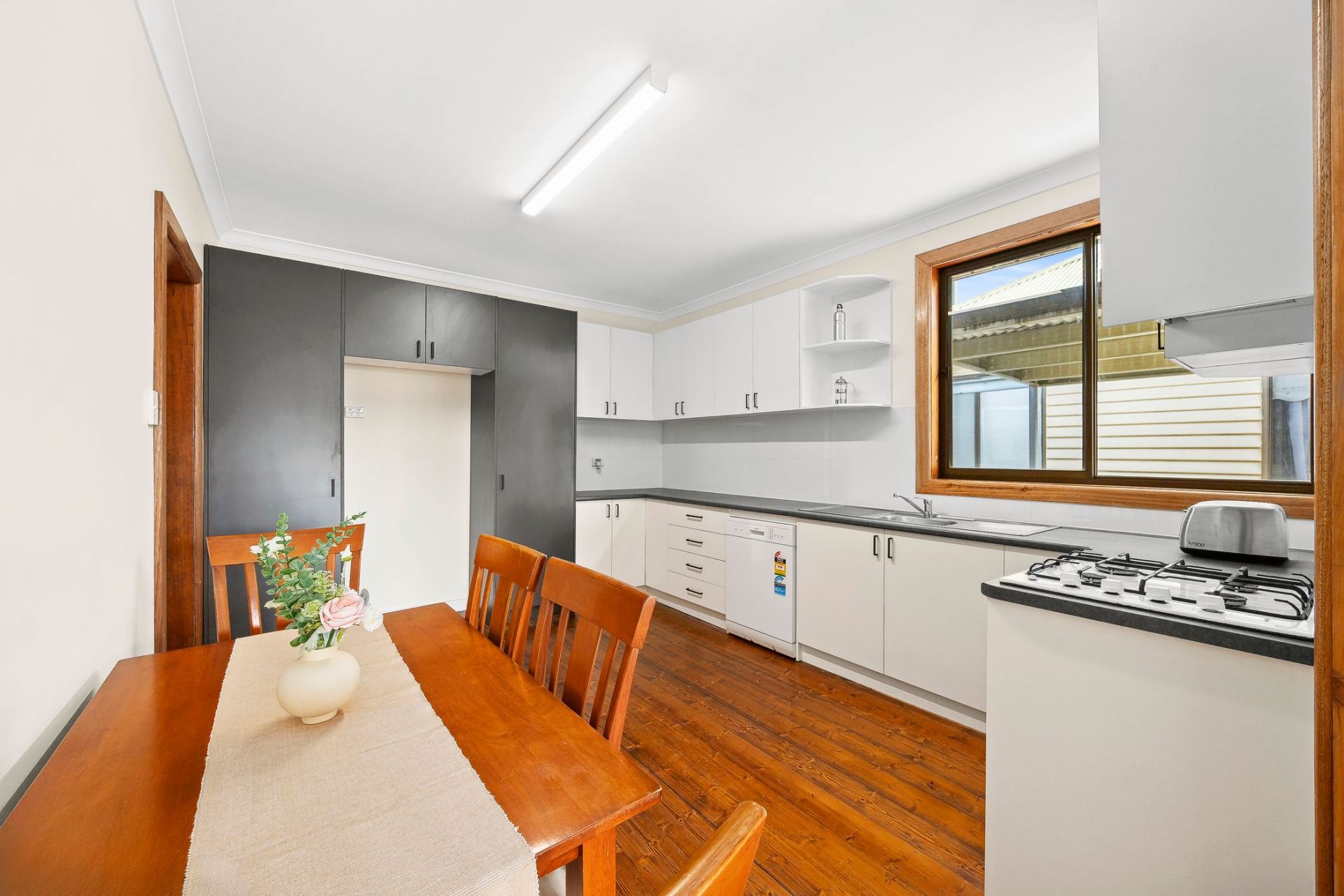 160 Yarrowee Street Sebastopol VIC, Sebastopol - Thumbnail 7