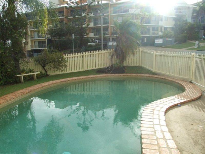 4/7 Mahia Terrace KINGS BEACH QLD, Kings Beach - Thumbnail 5
