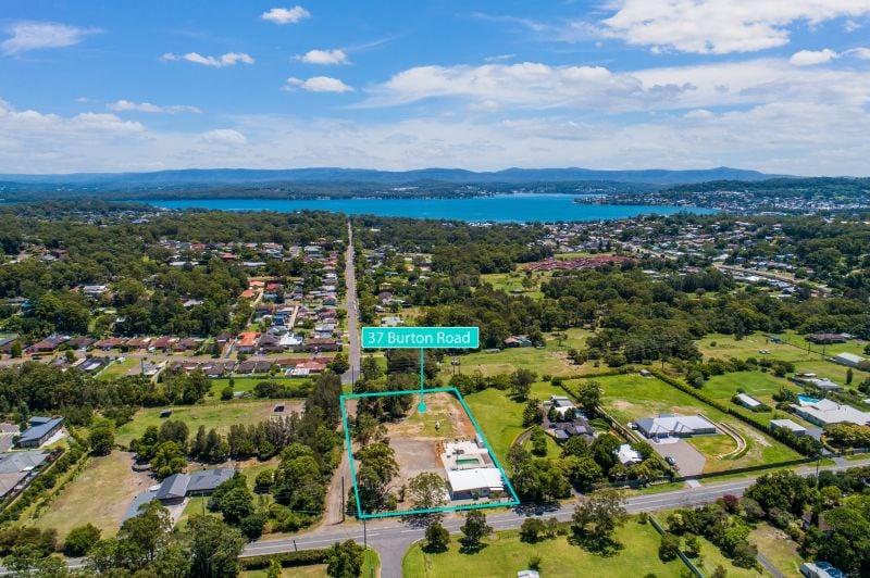 Real Estate For Sale 37 Burton Road Eleebana , NSW