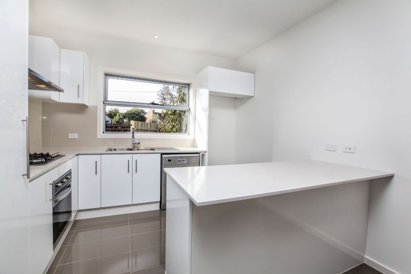 1/13 Holland Court, Maidstone - Thumbnail 3