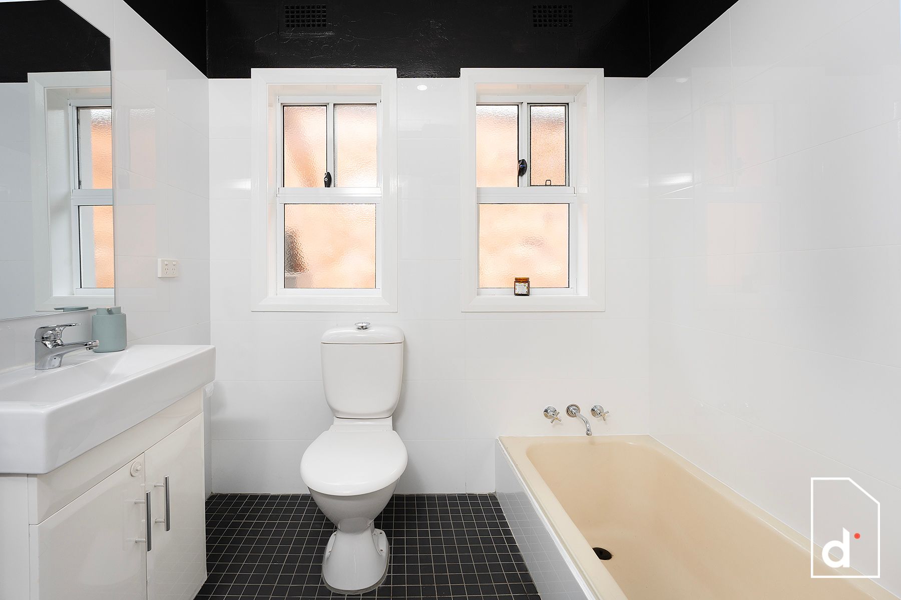 102 St Johns Avenue, Mangerton NSW