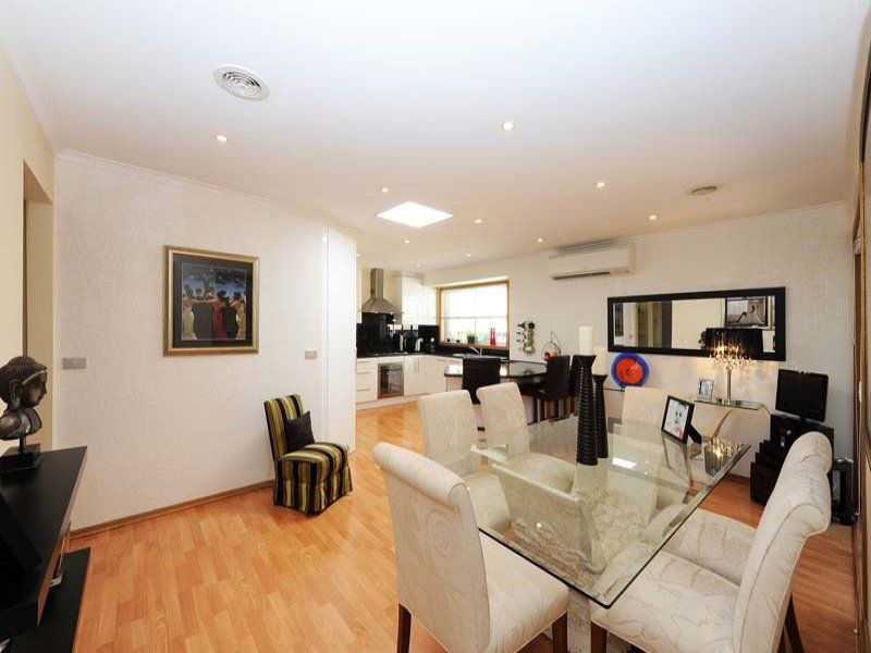 56 Featherby Way, Altona Meadows - Thumbnail 4
