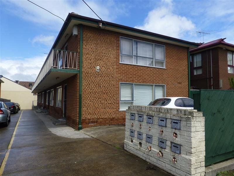8/19 Normanby Avenue, Thornbury