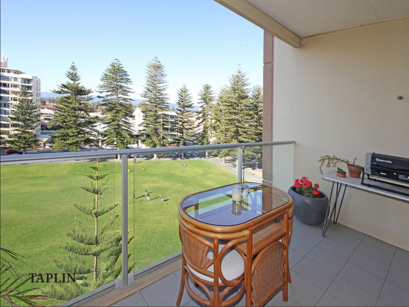 Level 6/609/19 Holdfast Promenade, Glenelg Taplin Real Estate
