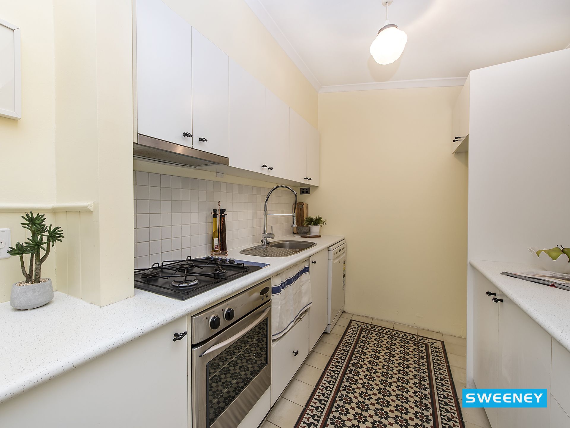 86 Waverley Street, Moonee Ponds Sweeney Estate Agents