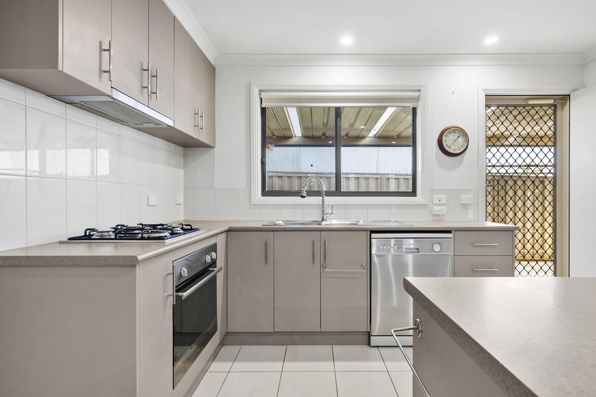 44 Ashwood Gardens, Mitchell Park, Mitchell Park - Thumbnail 8