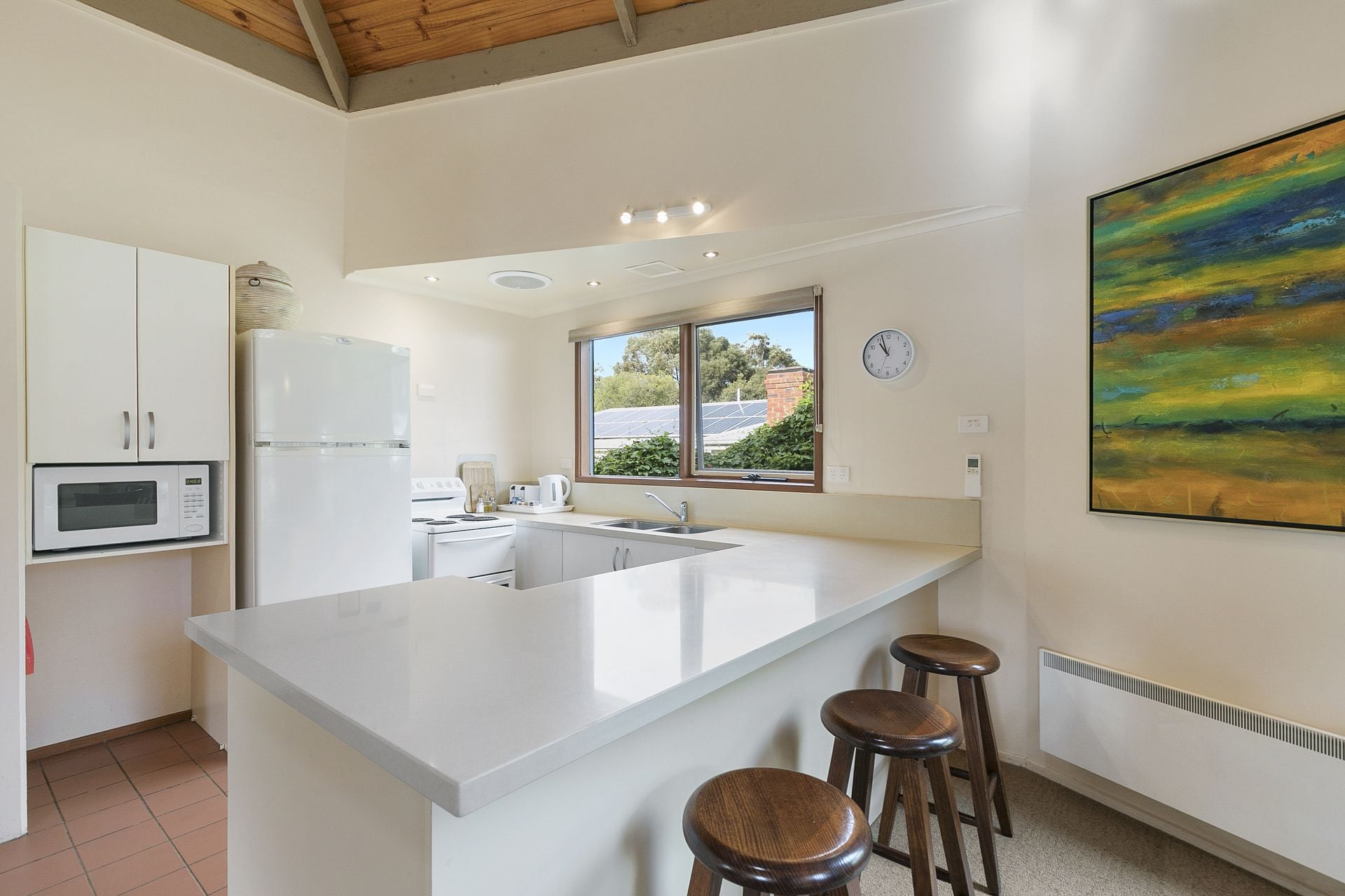 3/2-4 Barton  Court, Aireys Inlet - Thumbnail 6