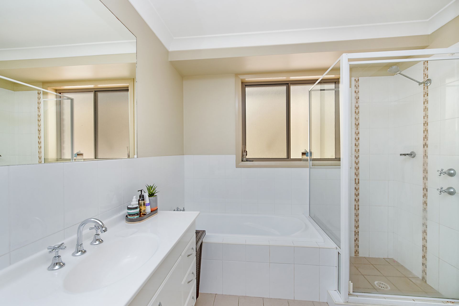 2/293 Pacific Highway Belmont North NSW, Belmont North - Thumbnail 7