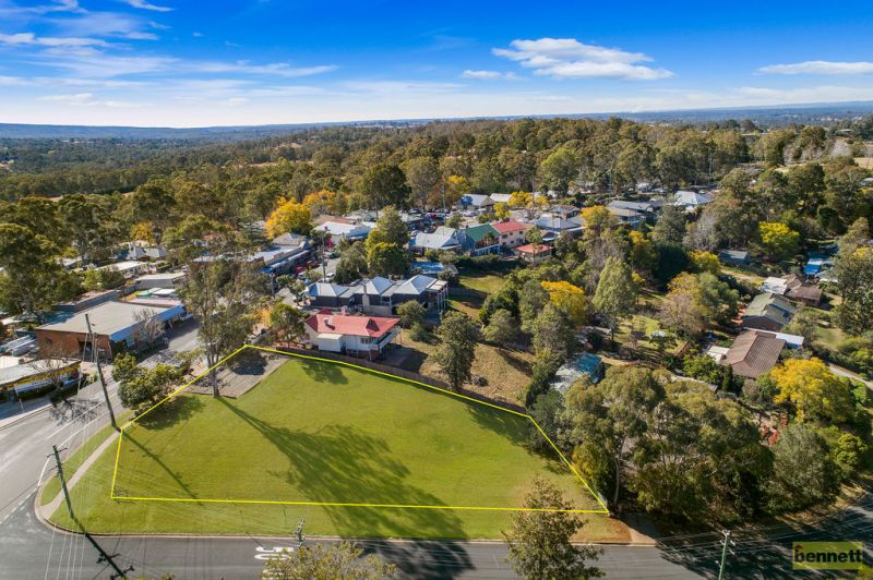 1/2 ACRE BLOCK IN CENTRE OF TOWN, Kurrajong - Thumbnail 2