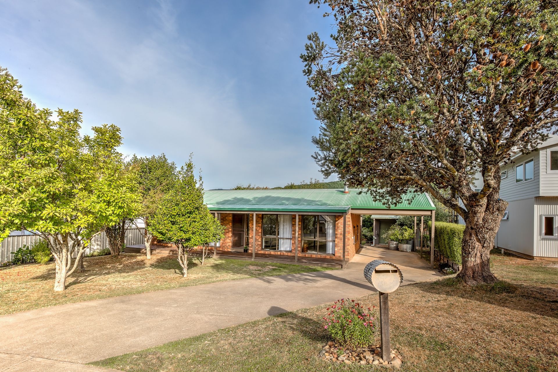 17 Lumley Drive, Bright Dickens Real Estate