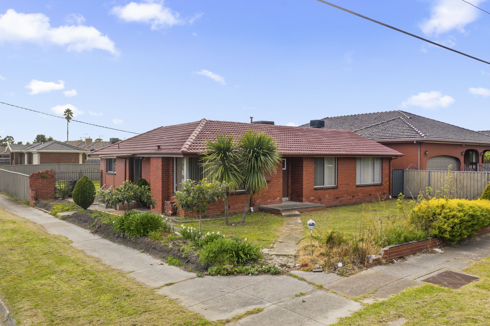 GROWTH ZONE - APPROX 718 m2 CORNER BLOCK