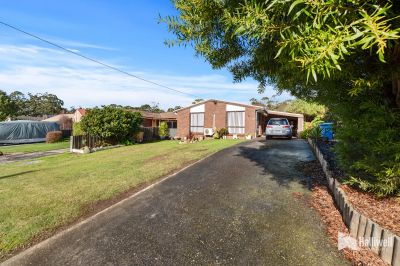 3
 
 
 
  
 
 
 1
 
 
 
  
 
 
 1
 
 
 
 
 
 
 
 33 Jarrod Court, Devonport TAS 7310, Devonport - Thumbnail 3