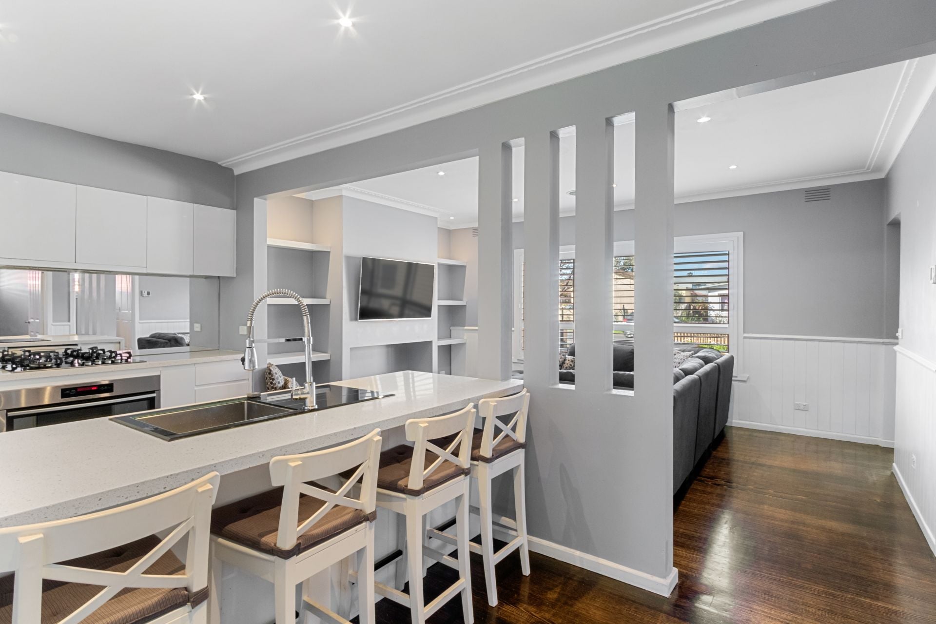 Immaculate House in Sensational Location