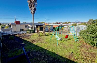 3
 
 
 
  
 
 
 1
 
 
 
  
 
 
 2
 
 
 
 
 
 
 
 85 Ronald Street, Devonport TAS 7310, Devonport - Thumbnail 4