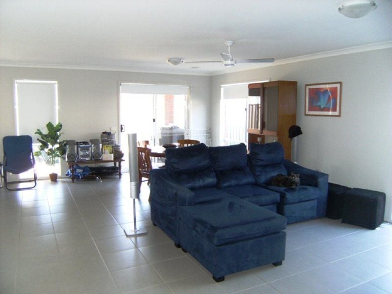 8 Aston Glade, Derrimut - Thumbnail 4