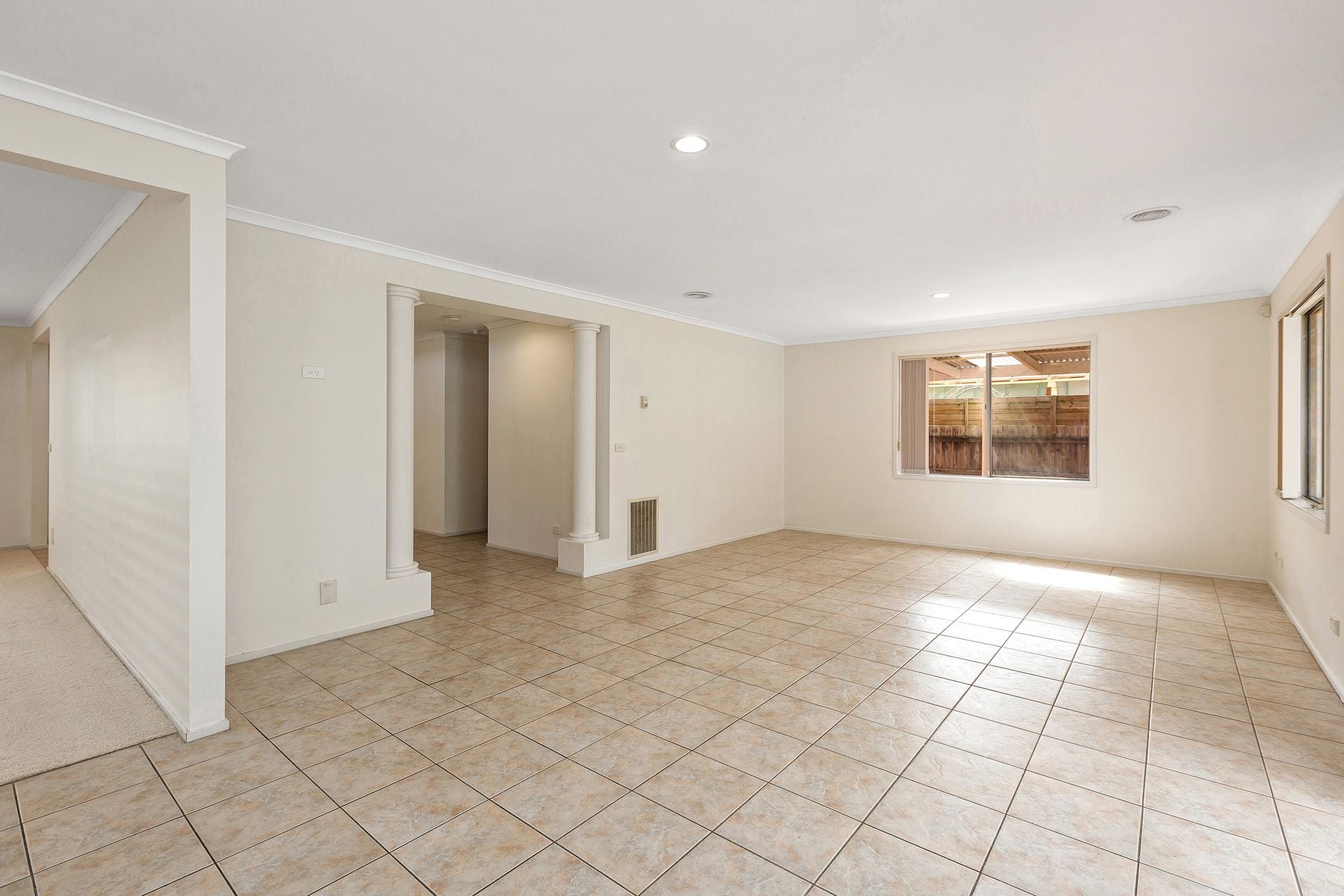 35 William McPherson Crescent, Seabrook - Thumbnail 7