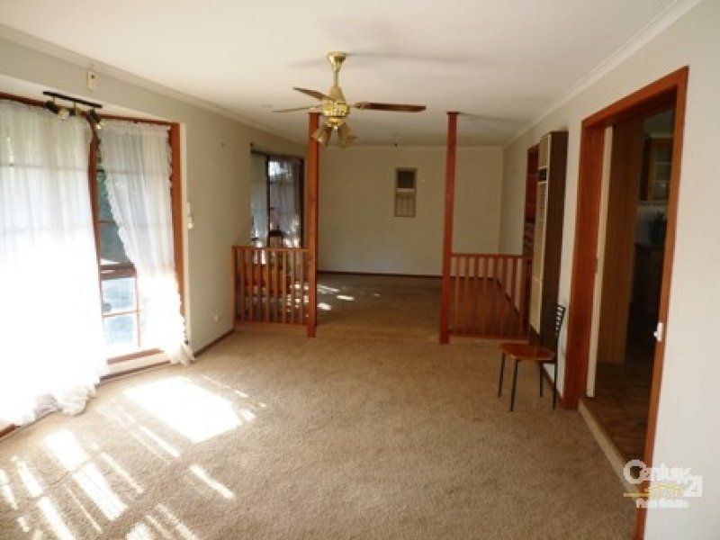 9 Pollywoodside Drive, Altona Meadows - Thumbnail 3