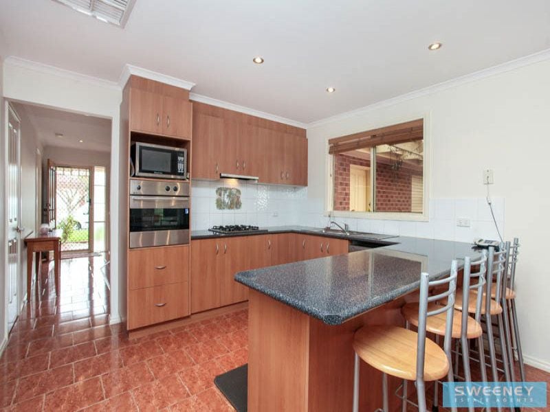 33 Mockridge Avenue, Burnside - Thumbnail 3
