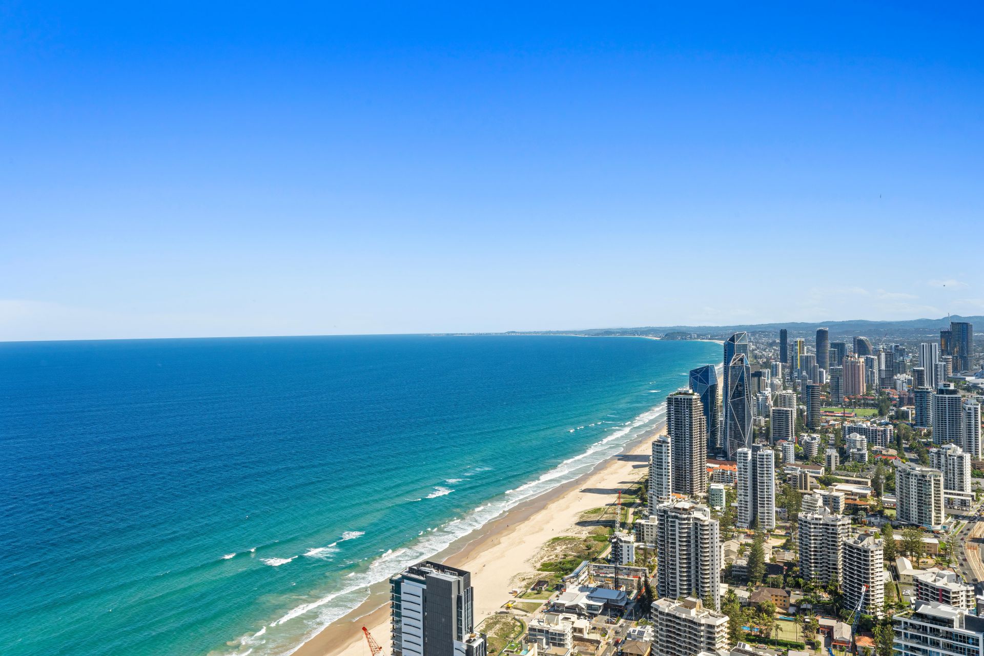 6102/9 'Q1' Hamilton Avenue, SURFERS PARADISE Crown Realty International