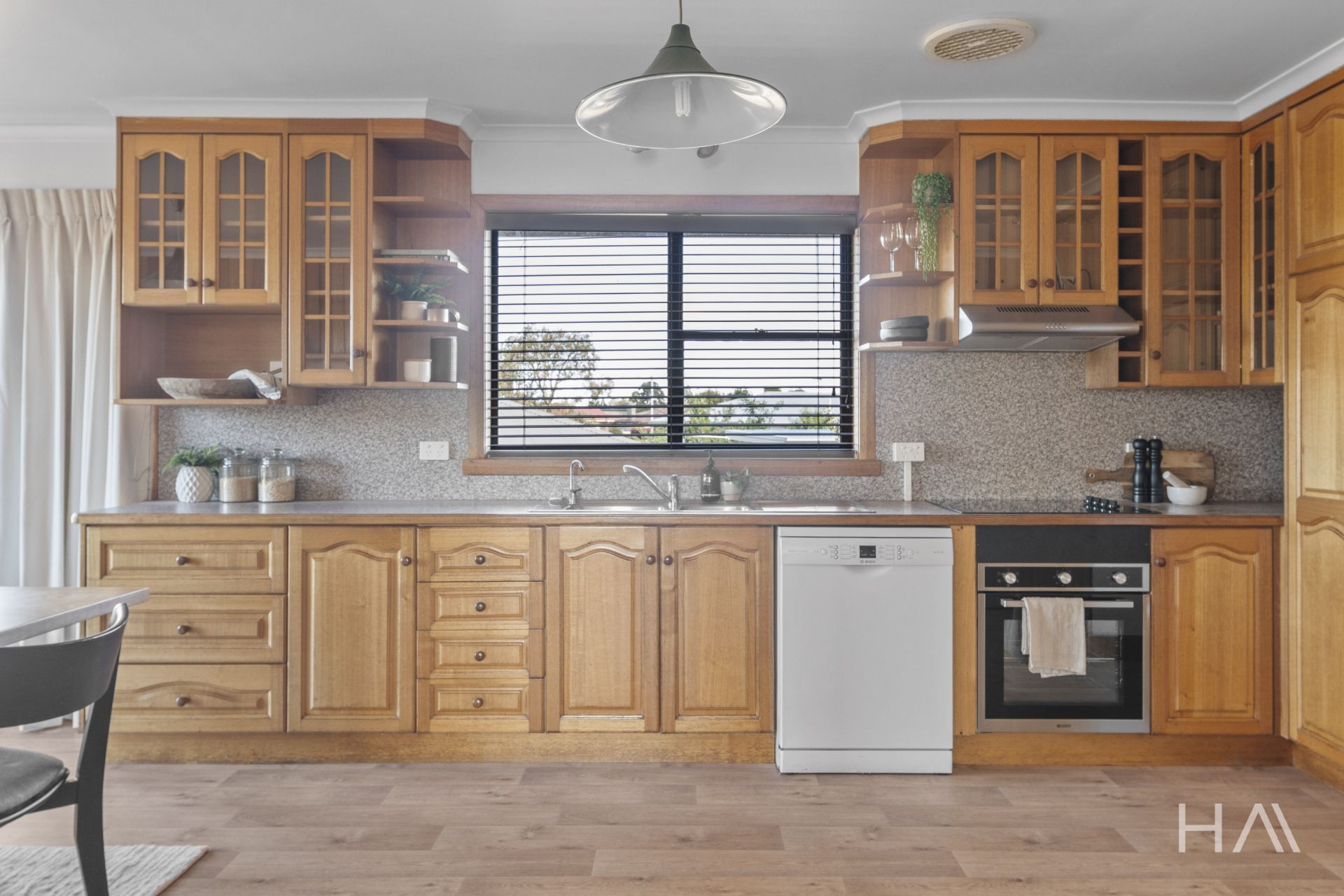 148 Dexter Street Westbury, Westbury - Thumbnail 8