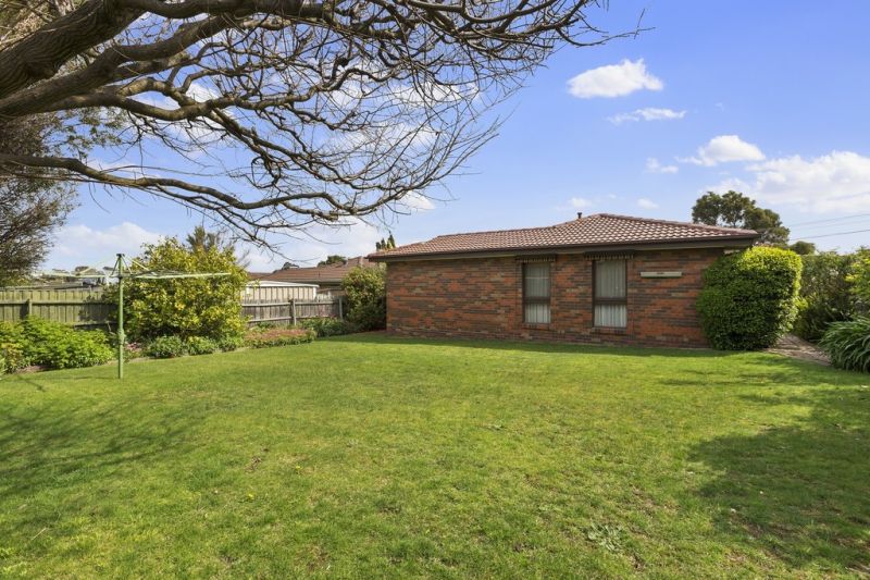 36 Chancellor Drive, Wheelers Hill - Thumbnail 8