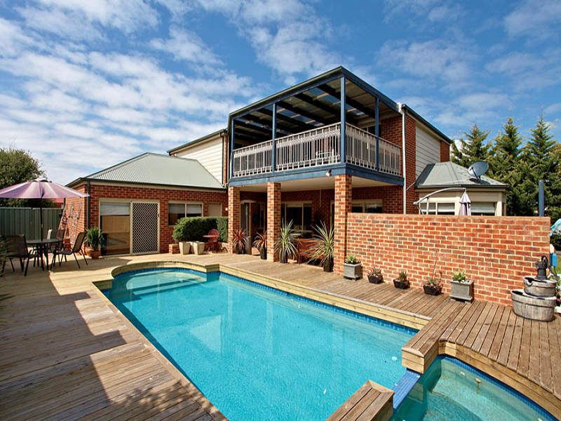 16 Windsor Gardens, Caroline Springs - Thumbnail 3