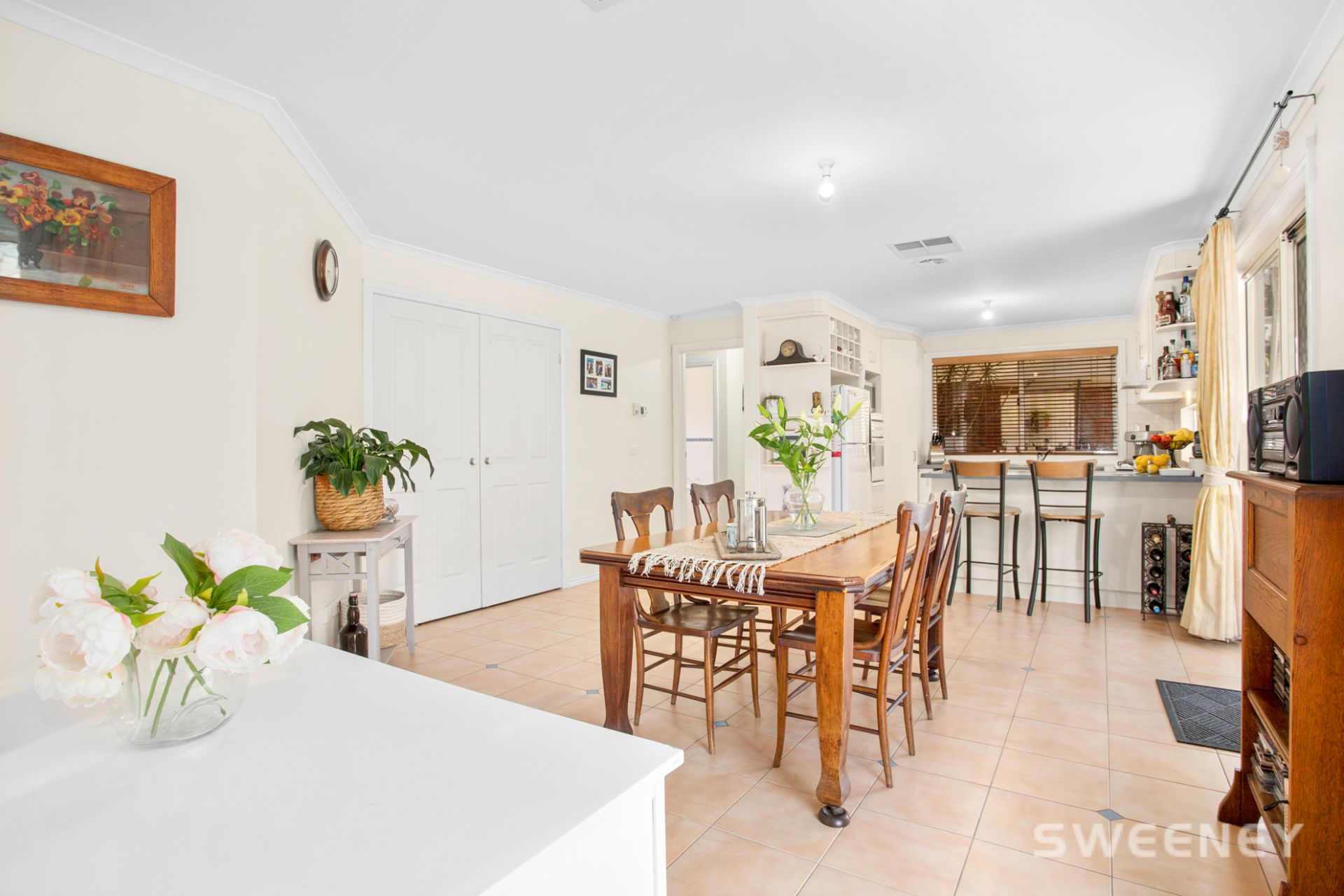17 Knox Court, Altona Meadows - Thumbnail 4