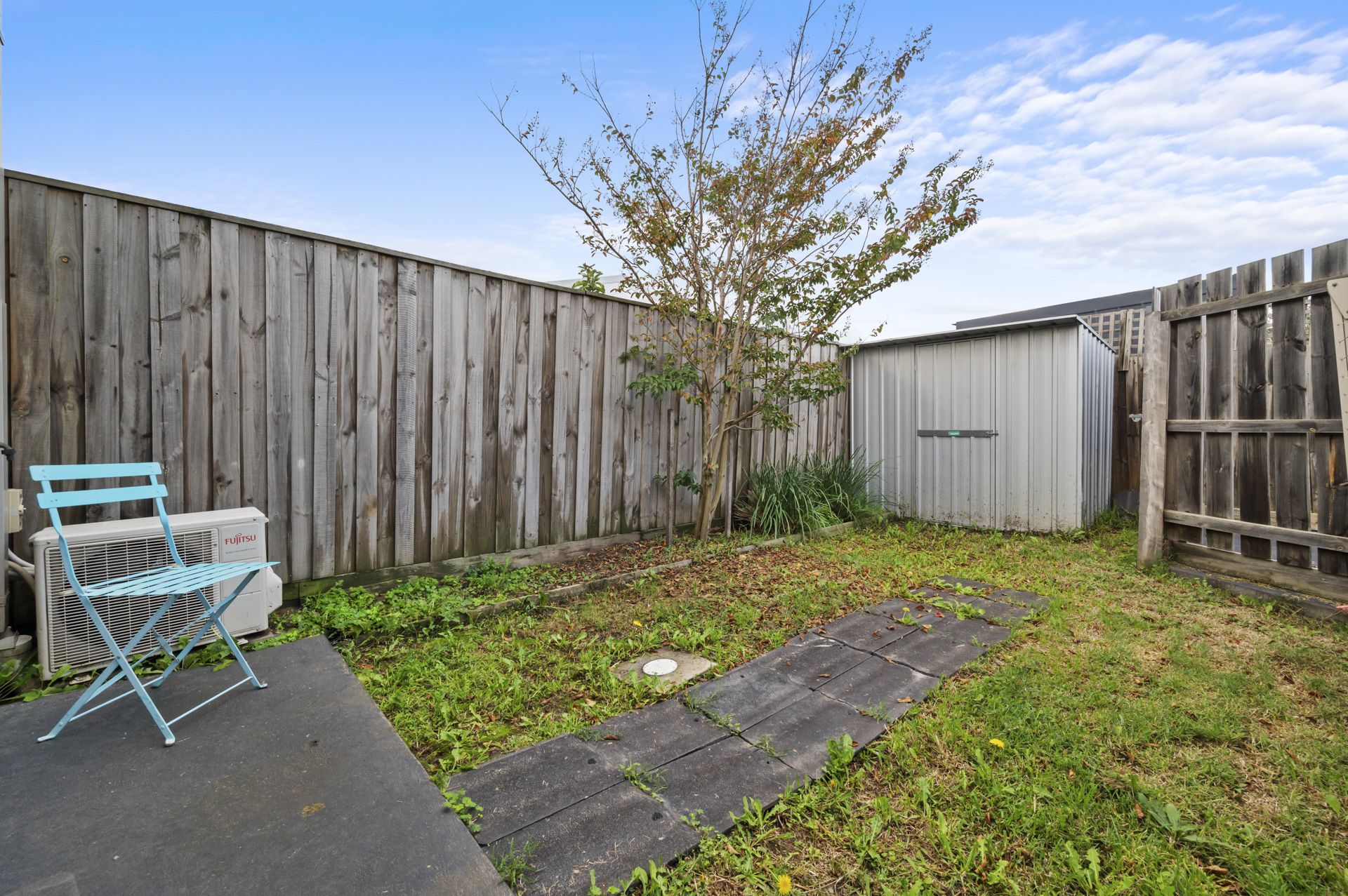 AFFORDABLE START - WALK TO THE TRAIN