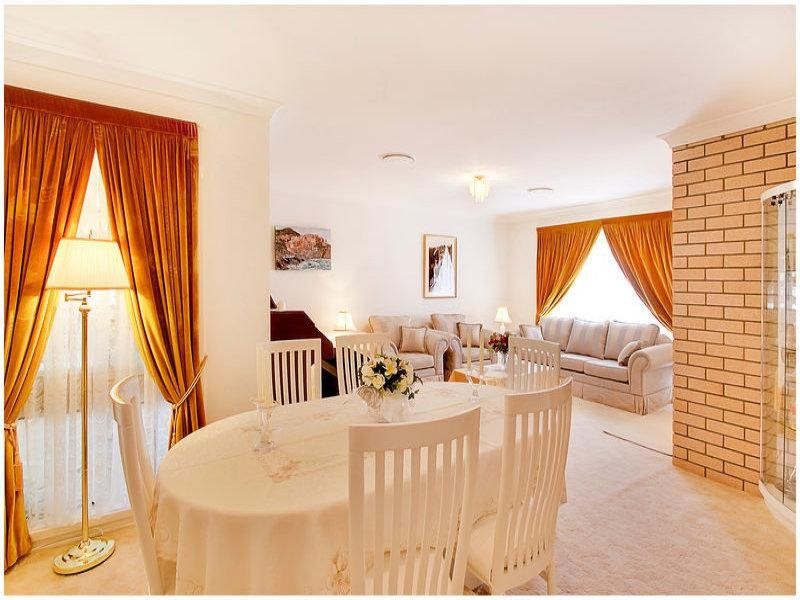 19 Ivy Avenue, McGraths Hill - Thumbnail 4
