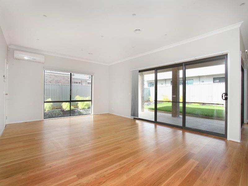 27 Vintage Way, Caroline Springs - Thumbnail 5