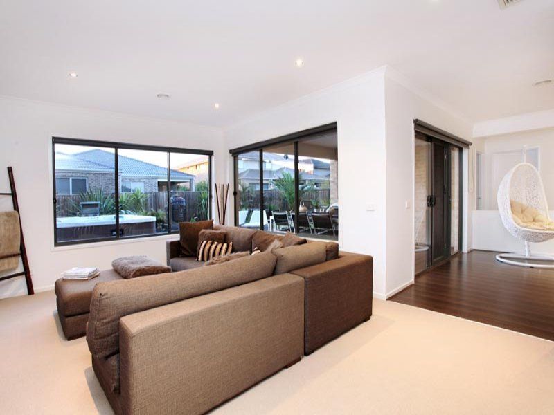 56 Freelands Drive, Burnside Heights - Thumbnail 8