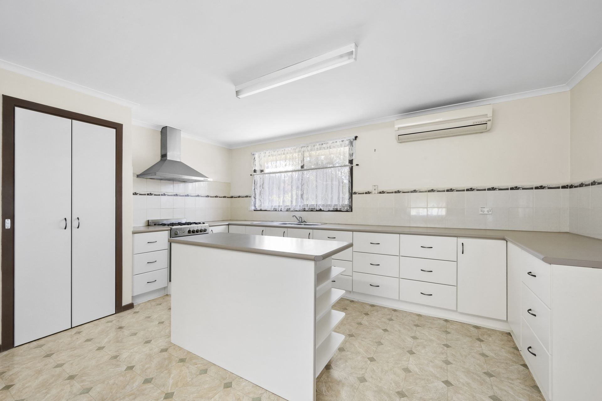 5 Mancev Court, Brown Hill, Brown Hill - Thumbnail 8